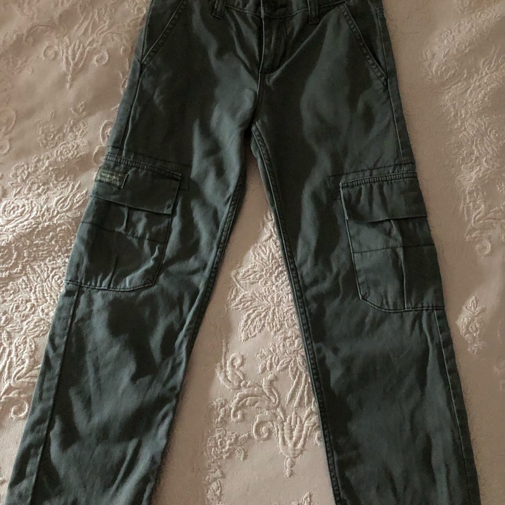 Wrangler Boy’s  Green Cargo Pants size 8